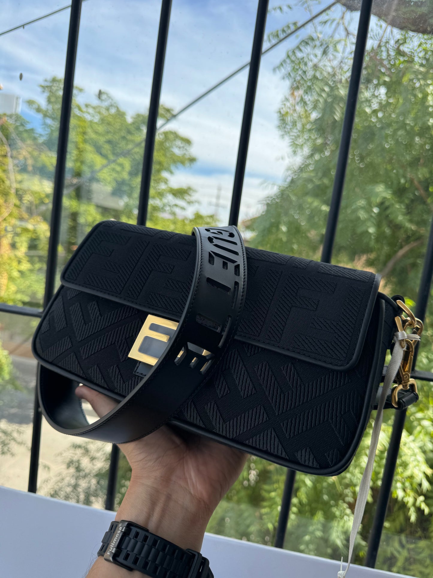 Fendi Baguette bag motivo FF