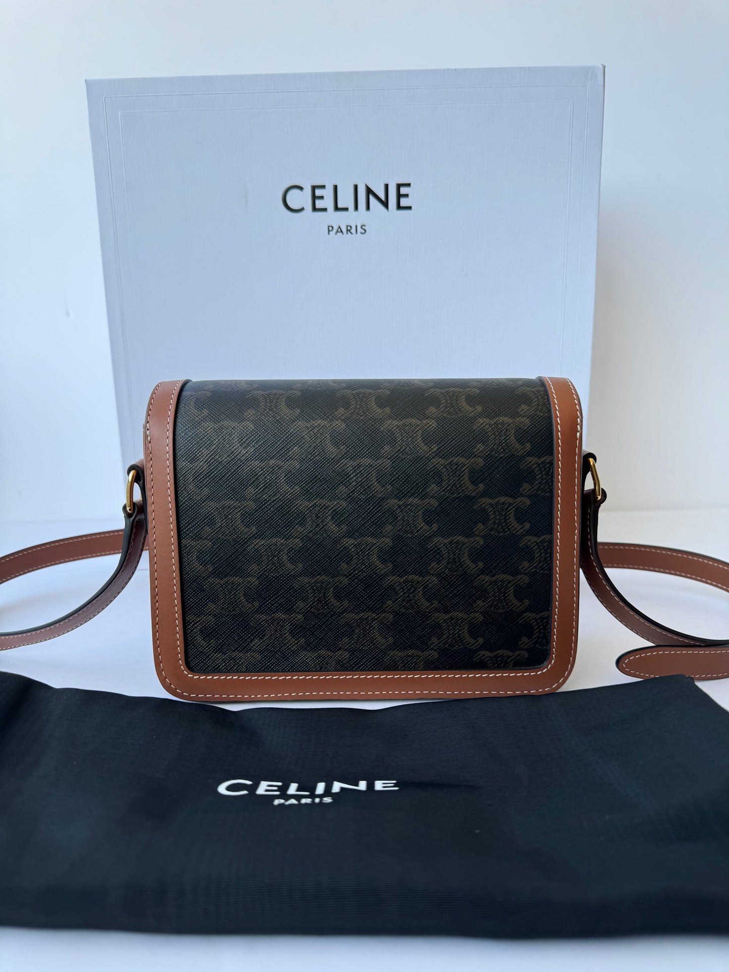 Celiné Triomphe classique