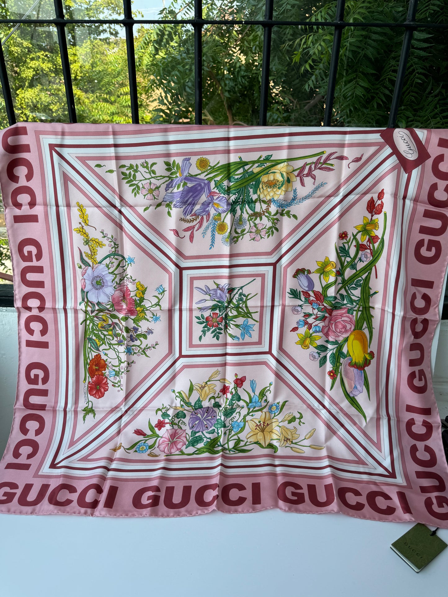Gucci Pashmina Rosa