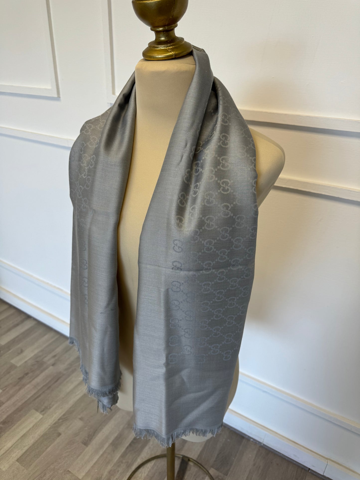 Gucci Pashmina gris