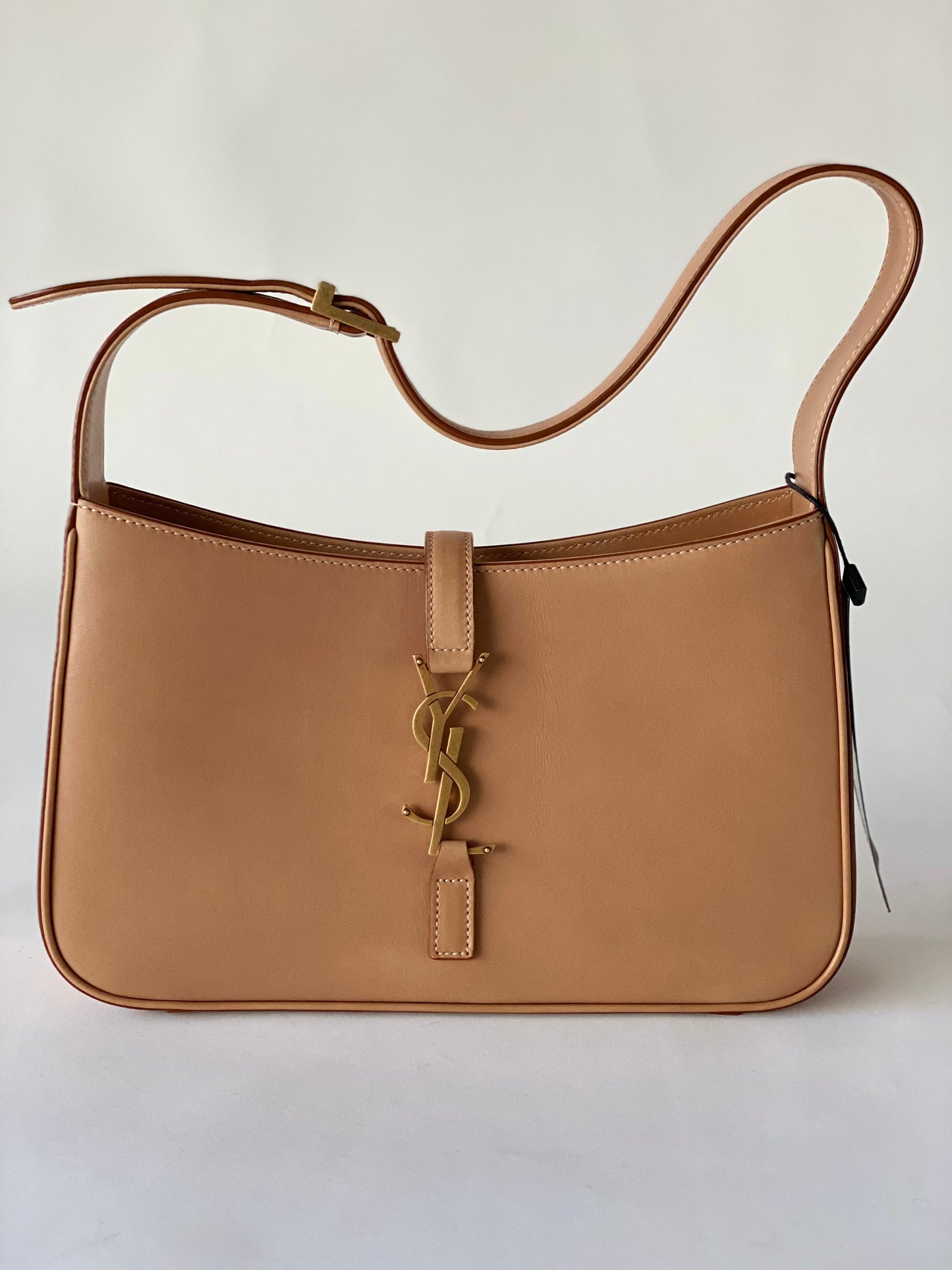 Saint Laurent YSL Hobbo le
