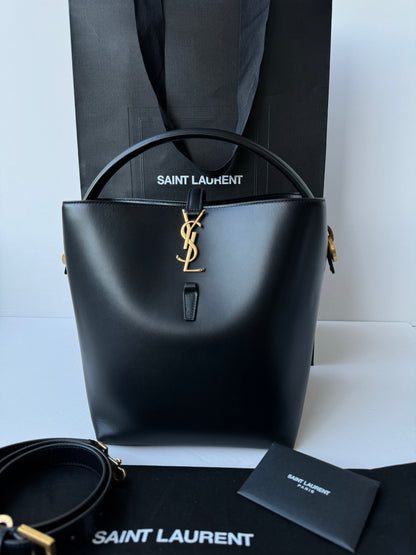 Saint Laurent bucket Le 37 bag.