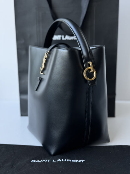 Saint Laurent bucket Le 37 bag.